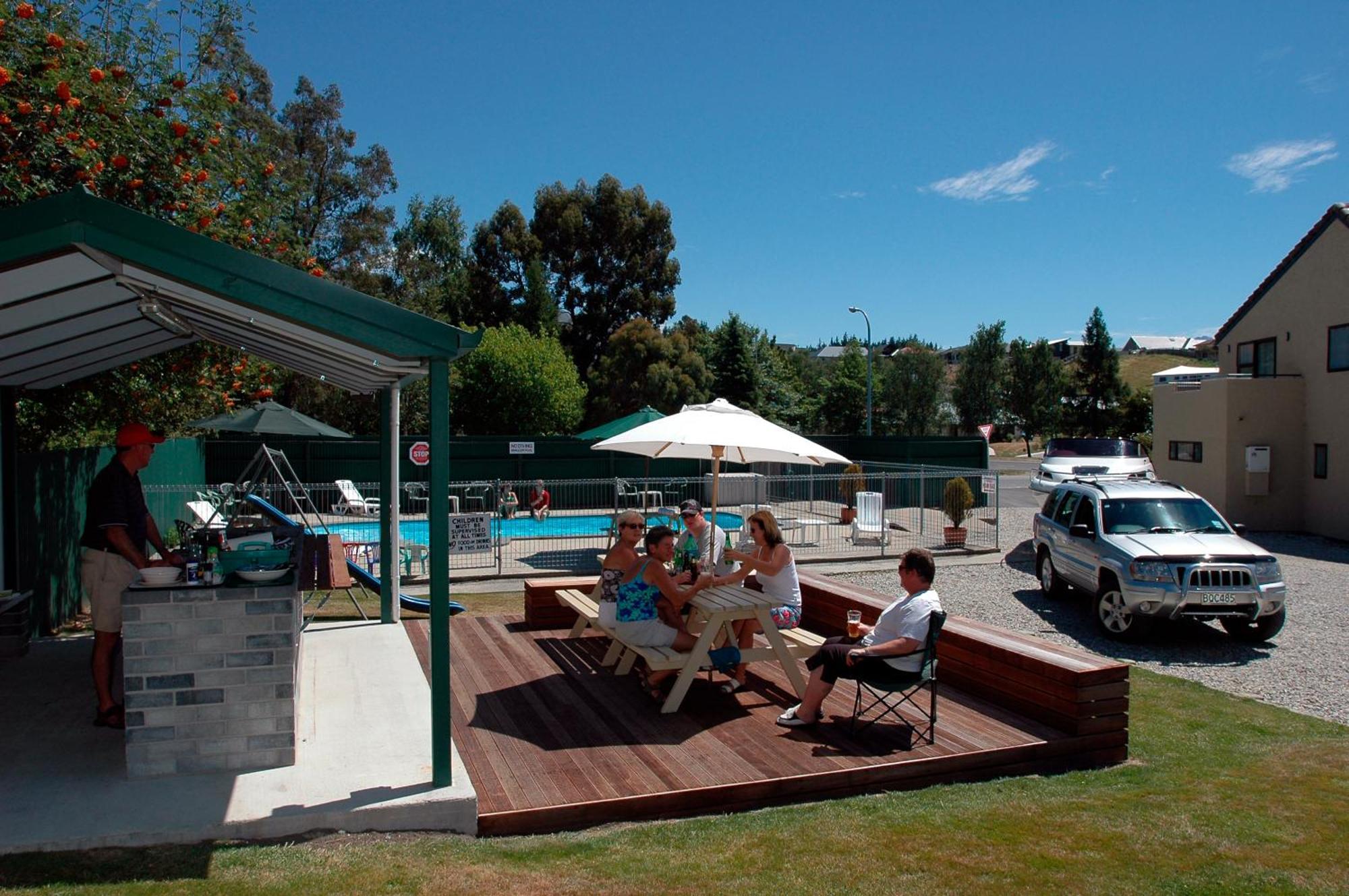 Fairway Motel & Apartments Wanaka Zewnętrze zdjęcie