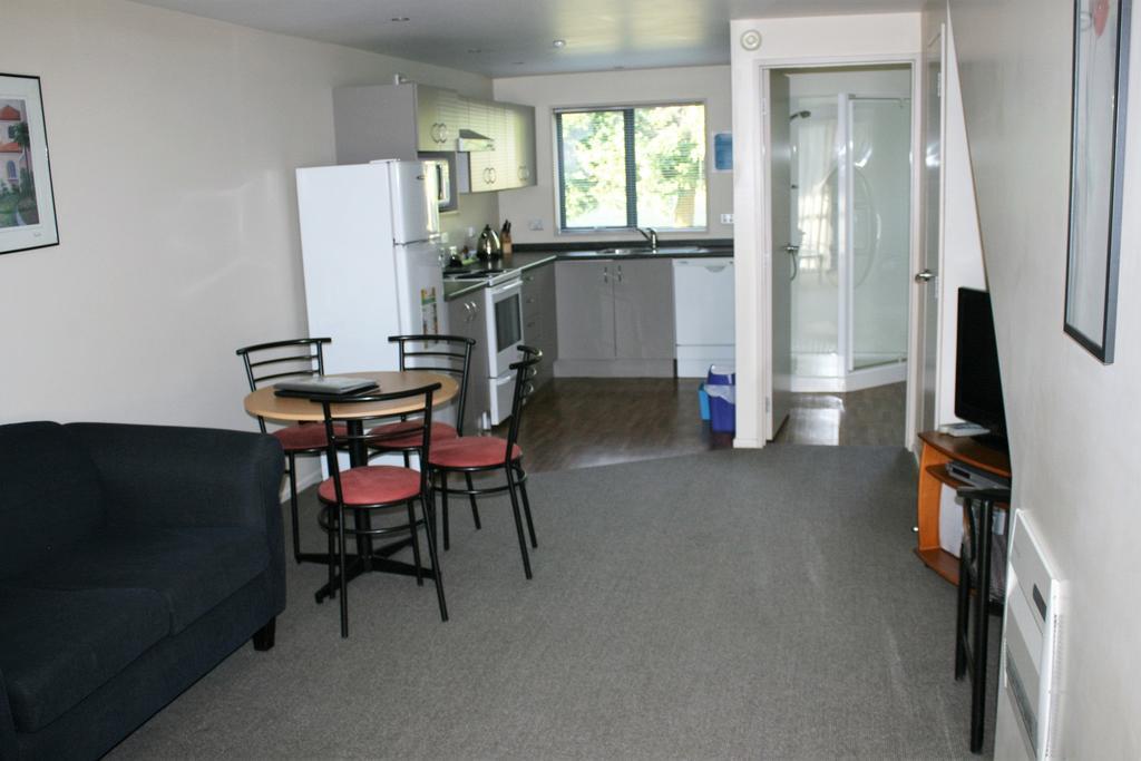 Fairway Motel & Apartments Wanaka Zewnętrze zdjęcie