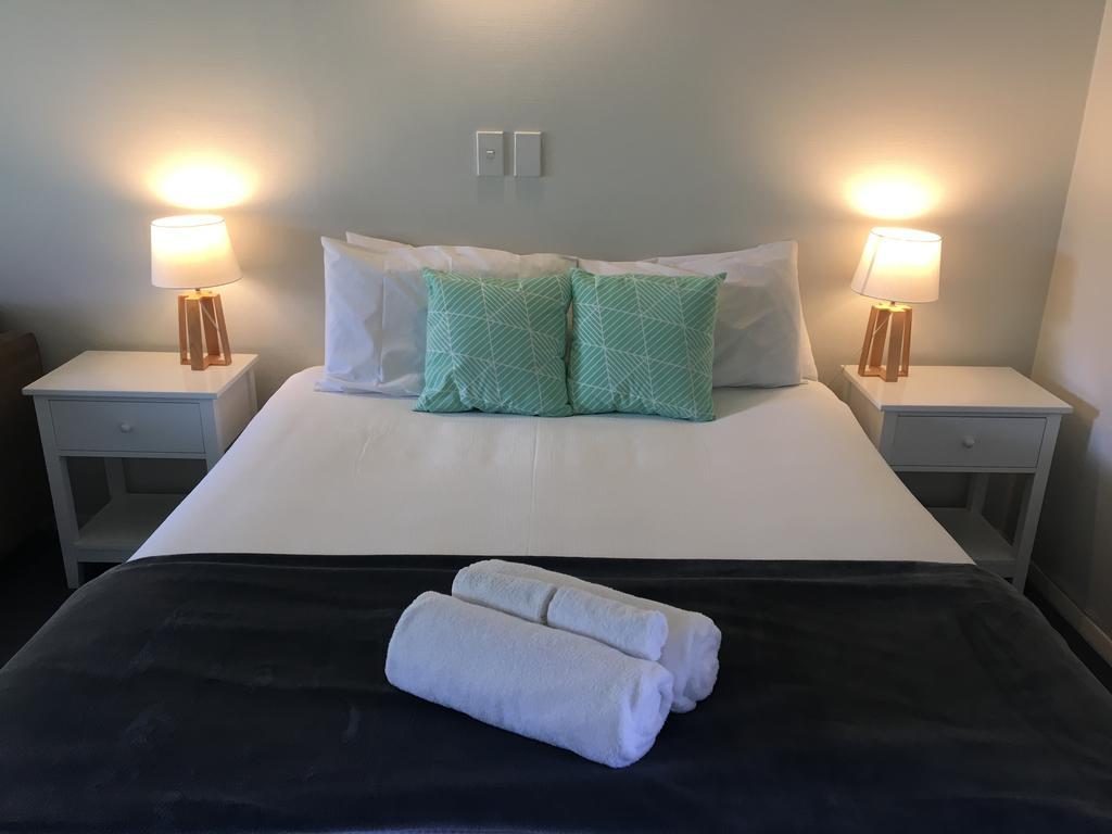 Fairway Motel & Apartments Wanaka Zewnętrze zdjęcie
