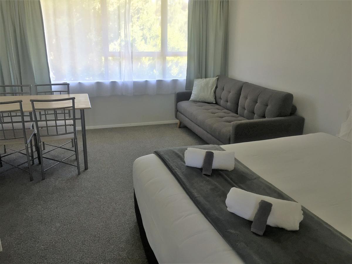 Fairway Motel & Apartments Wanaka Zewnętrze zdjęcie