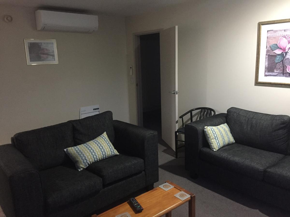 Fairway Motel & Apartments Wanaka Zewnętrze zdjęcie