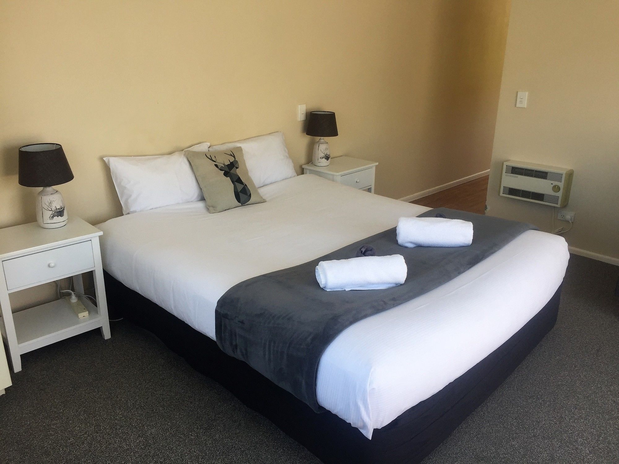 Fairway Motel & Apartments Wanaka Zewnętrze zdjęcie