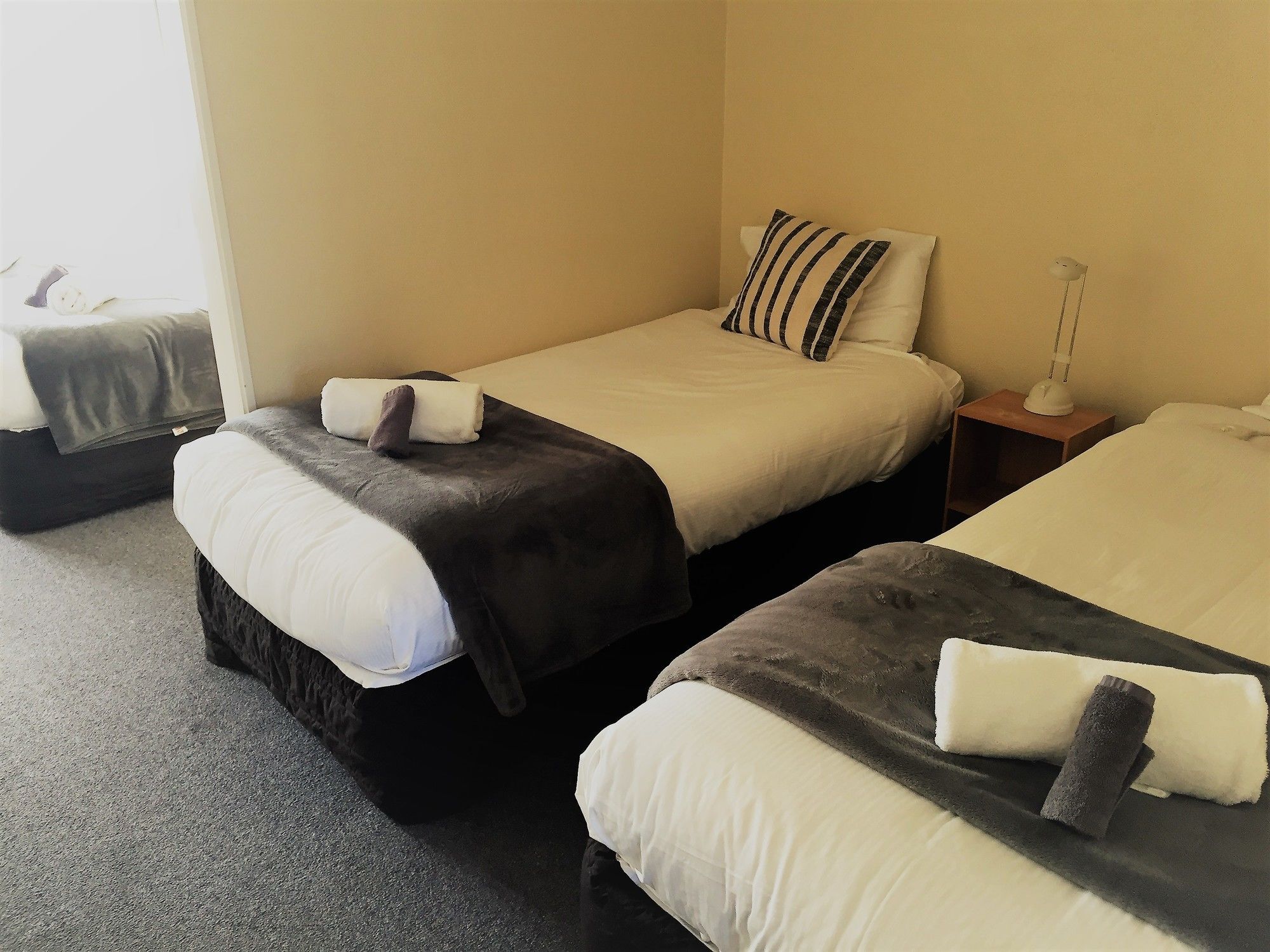 Fairway Motel & Apartments Wanaka Zewnętrze zdjęcie