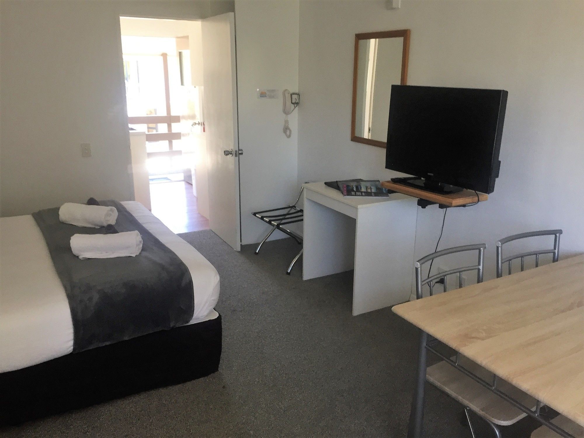 Fairway Motel & Apartments Wanaka Zewnętrze zdjęcie